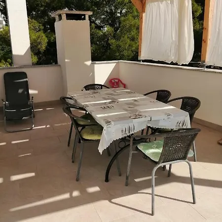 Lucija Apartment