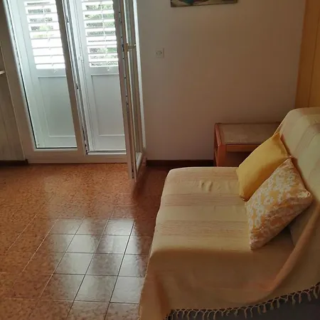 Apartment Lucija