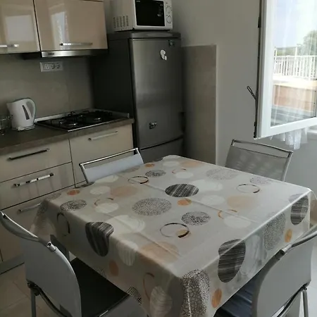 Lucija Apartment Primosten