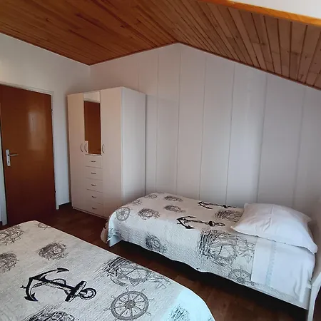 Lucija Apartment *