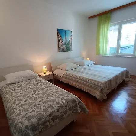 Apartment Lucija