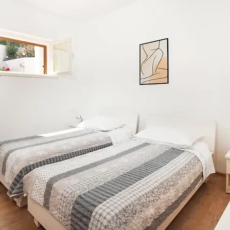Lucija Apartament
