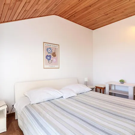 Apartament Lucija Primošten