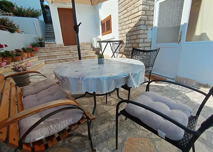 Lucija Appartement *